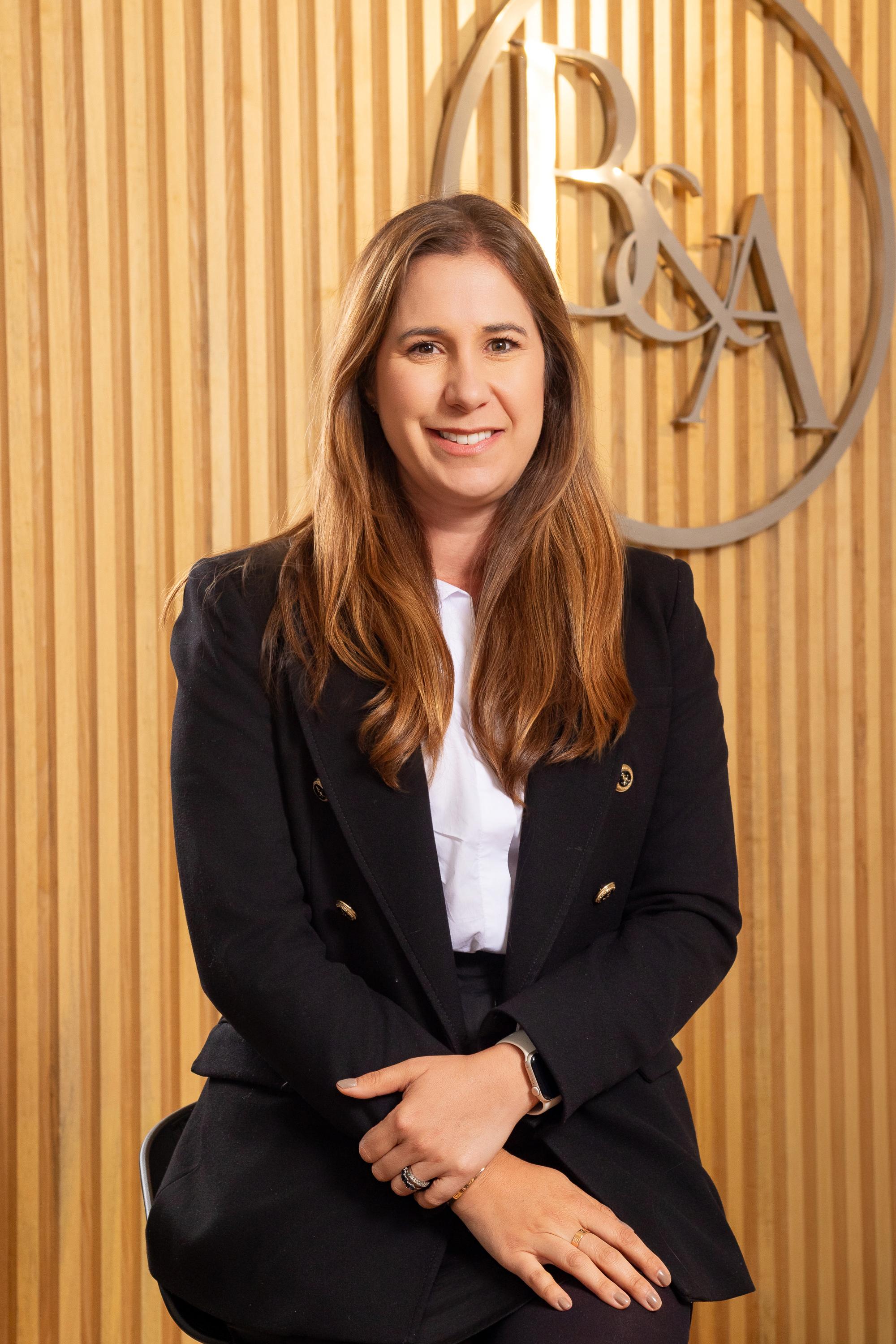 Imagen frontal de Andrea Calderon